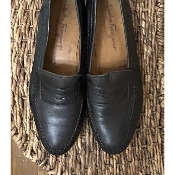 Salvatore Ferragamo Penny Loafers Sz 9.5 Black Leather Slip On Dress Shoes mens